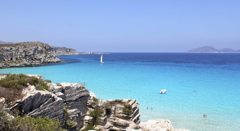 Sardegna e arcipelago della Maddalena in barca a vela